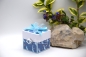 Preview: Explosionsbox Baby Junge ca. 7x7x7cm | Geldgeschenk Geburt | Kinderwagen | Mond, Sterne | hellblau weiß | Art. Nr. 00020507